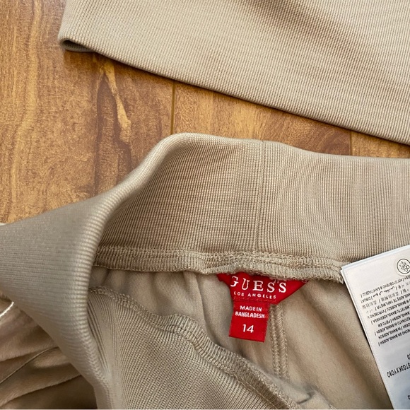 GUESS Vintage Kids Tracksuit - Picture 6 of 7